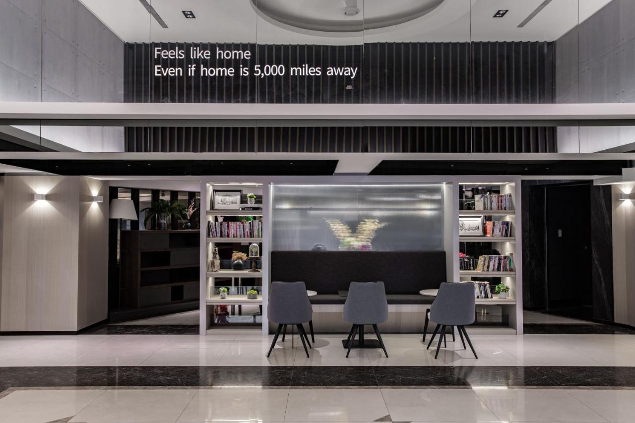 Hub Hotel - Songshan Airport Branch ไทเป ภายนอก รูปภาพ