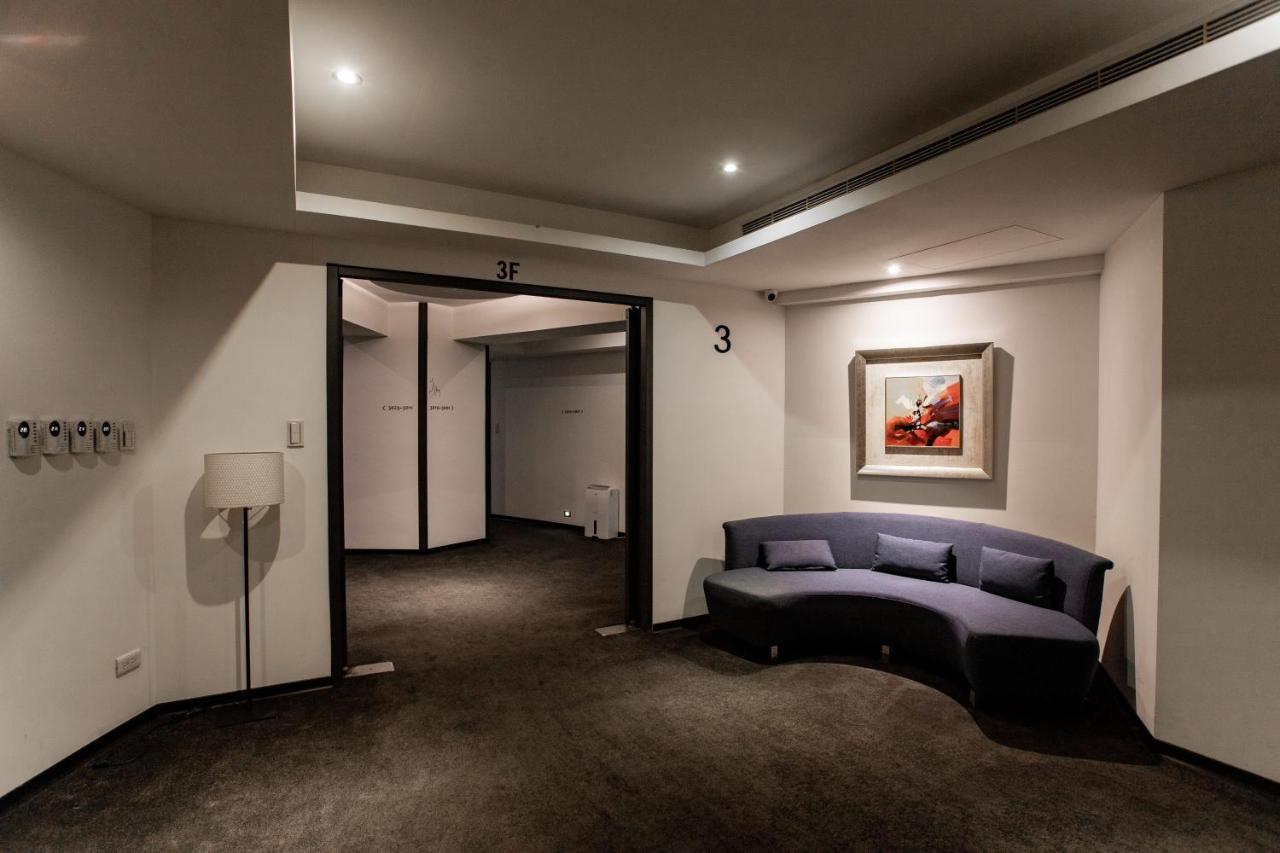 Hub Hotel - Songshan Airport Branch ไทเป ภายนอก รูปภาพ